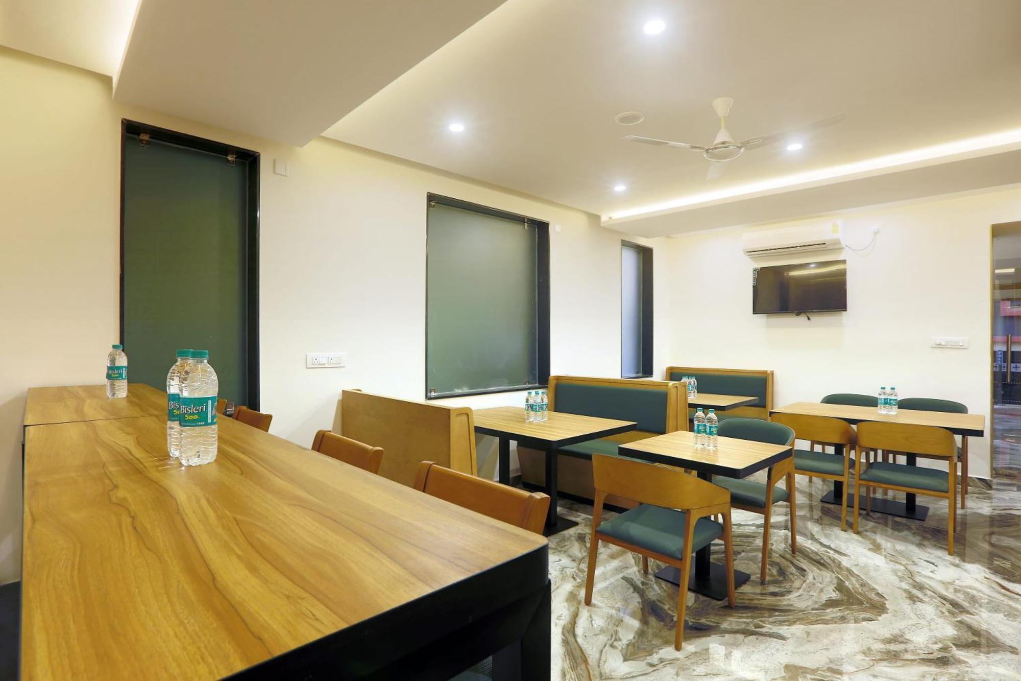 Hotel Sterling Plaza- Bangalore International Airport Dod Jala エクステリア 写真
