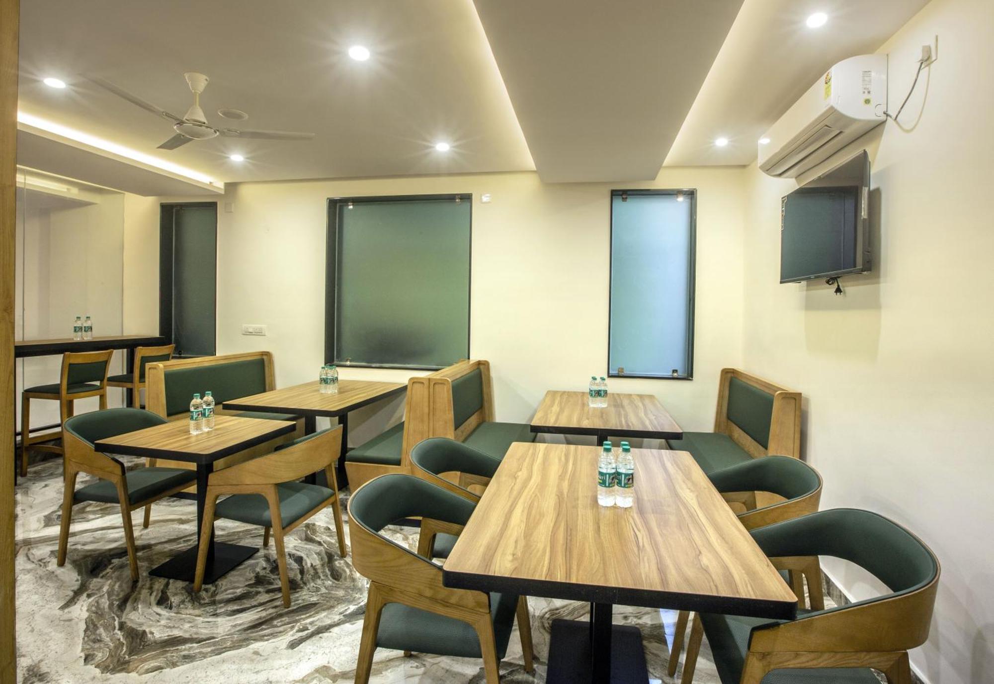 Hotel Sterling Plaza- Bangalore International Airport Dod Jala エクステリア 写真