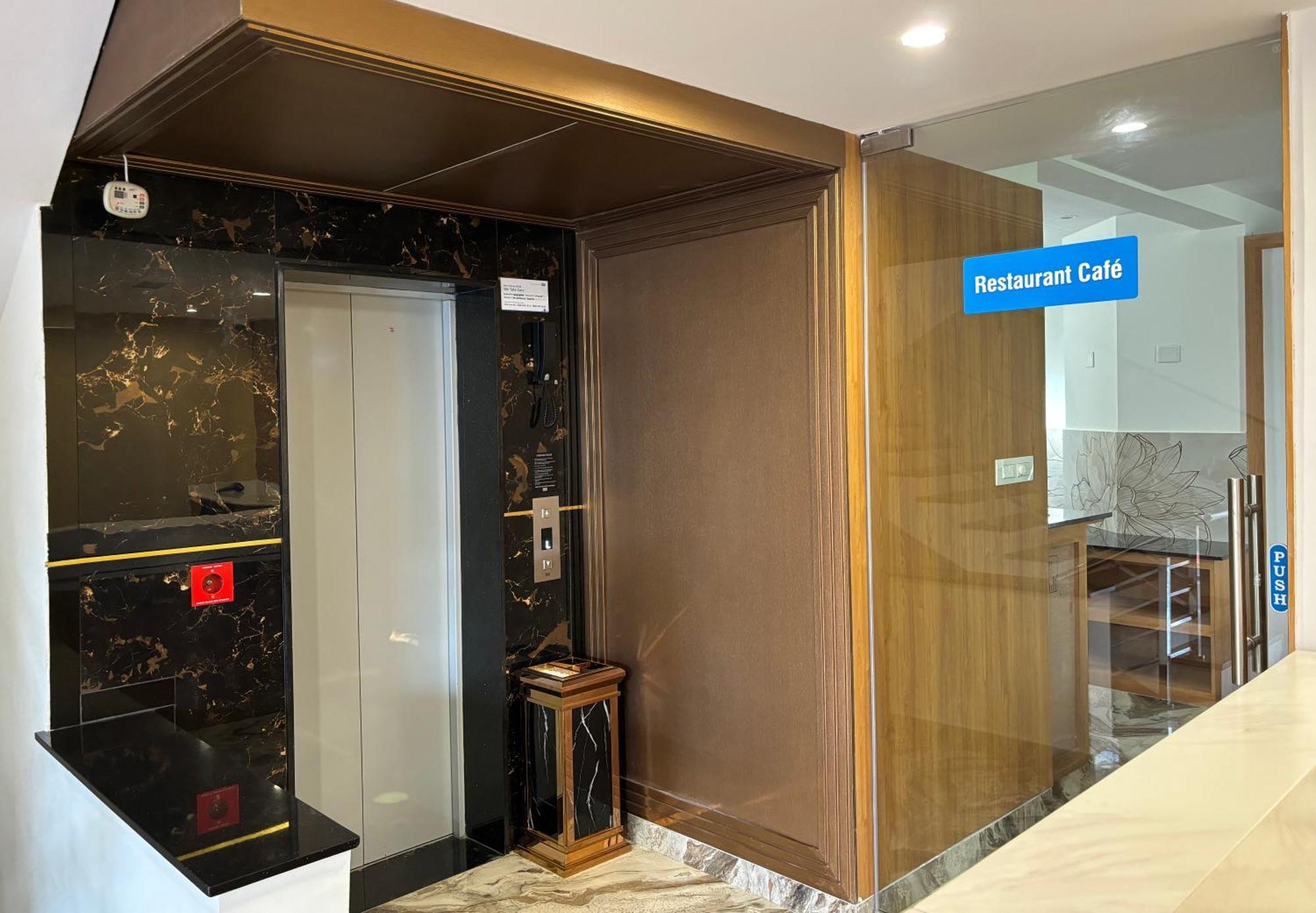 Hotel Sterling Plaza- Bangalore International Airport Dod Jala エクステリア 写真
