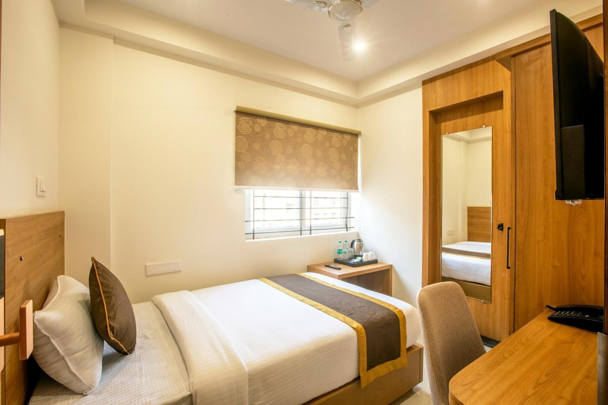 Hotel Sterling Plaza- Bangalore International Airport Dod Jala エクステリア 写真